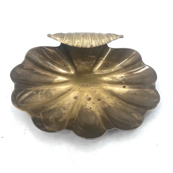 Vintage Mid Century Large Brass Seashell Shell Tray Beach House Nautical Decor - Picture 4 of 7